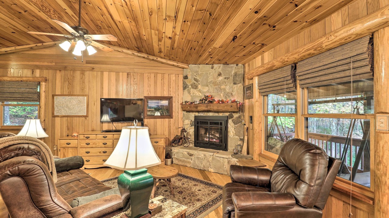 Photo of Livingroom in Skyland