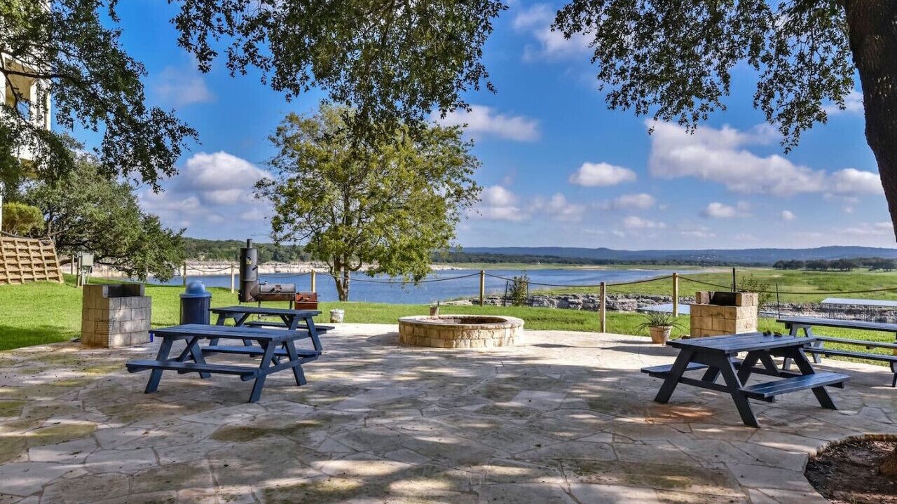 Photo of Outdoor in Highland Lake Estates