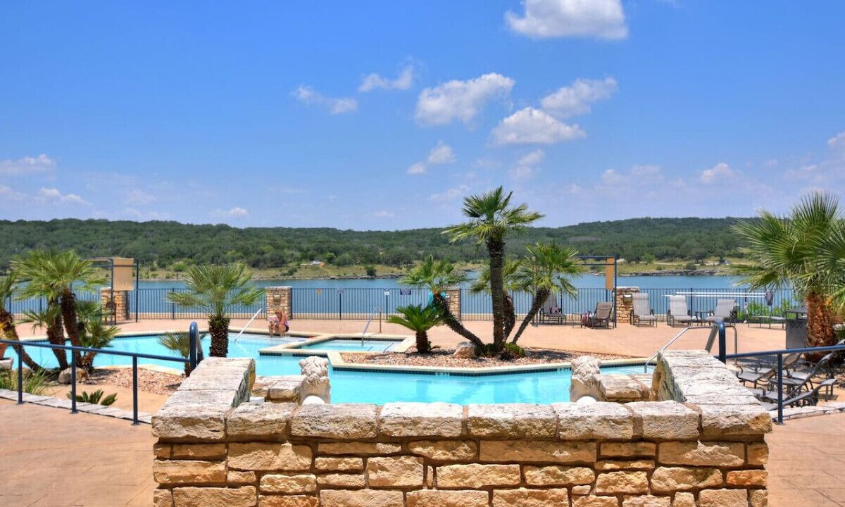Photo of Outdoor in Highland Lake Estates