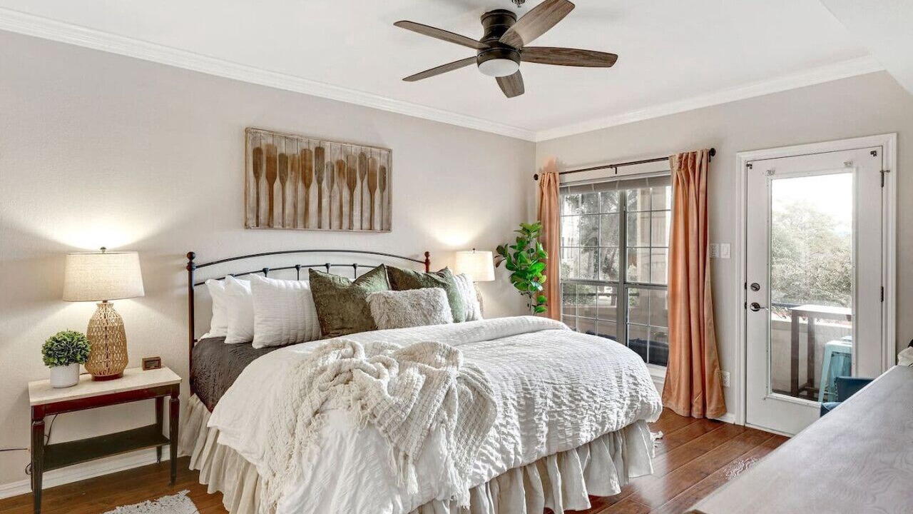 Photo of Bedroom in Highland Lake Estates