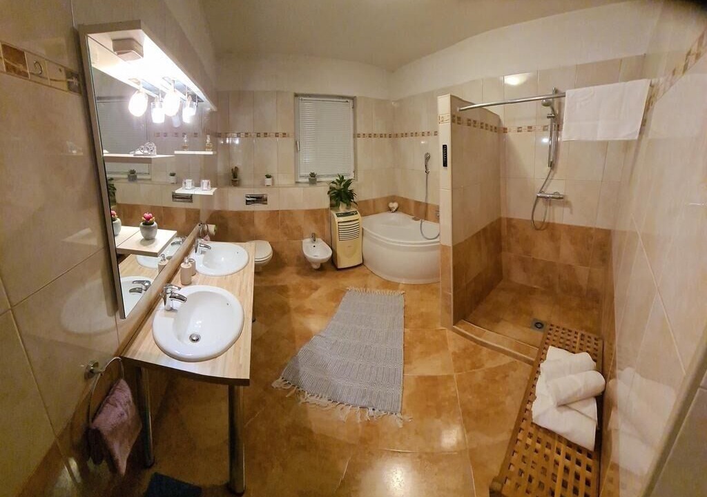 Photo of Bathroom in Velim