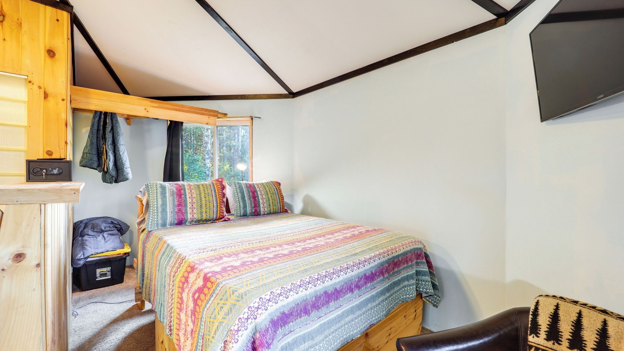 Photo of Bedroom in West Jefferson