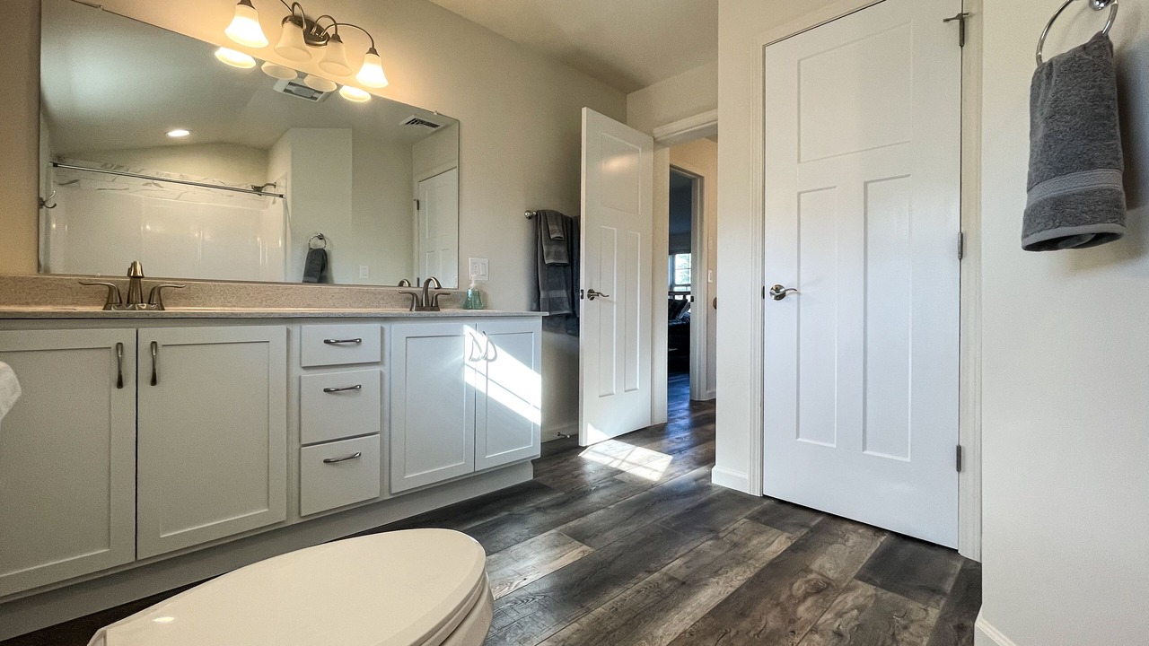 Photo of Bathroom in Lake Pleasant