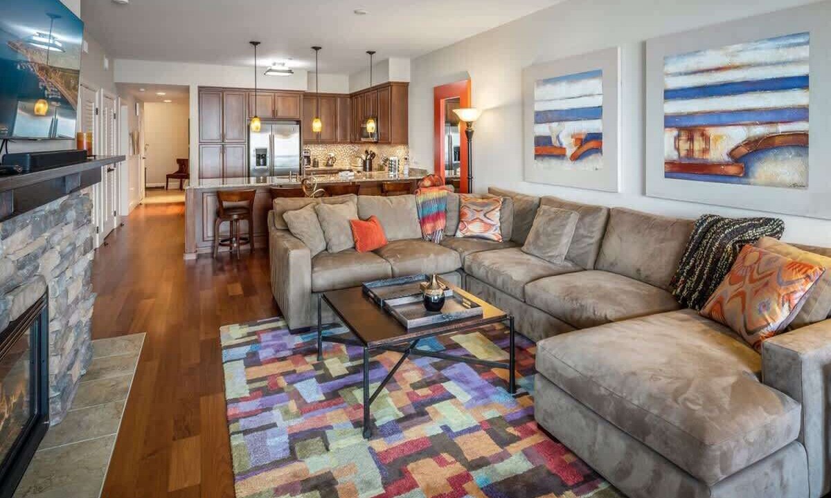 Photo of Livingroom in Sandpoint