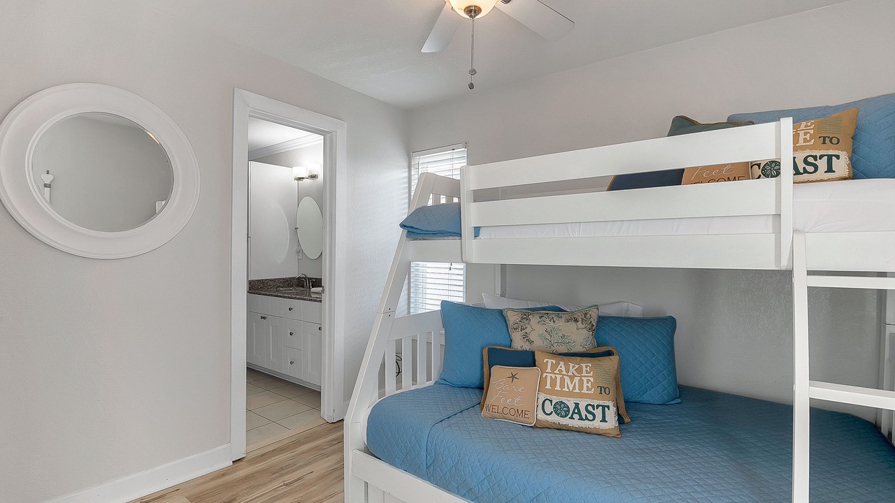 Photo of Bedroom in Chic's Beach