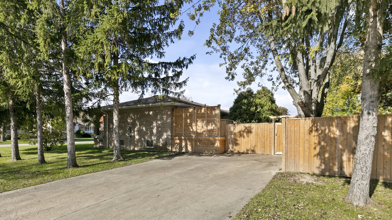 Photo of Outdoor in Boblo Island