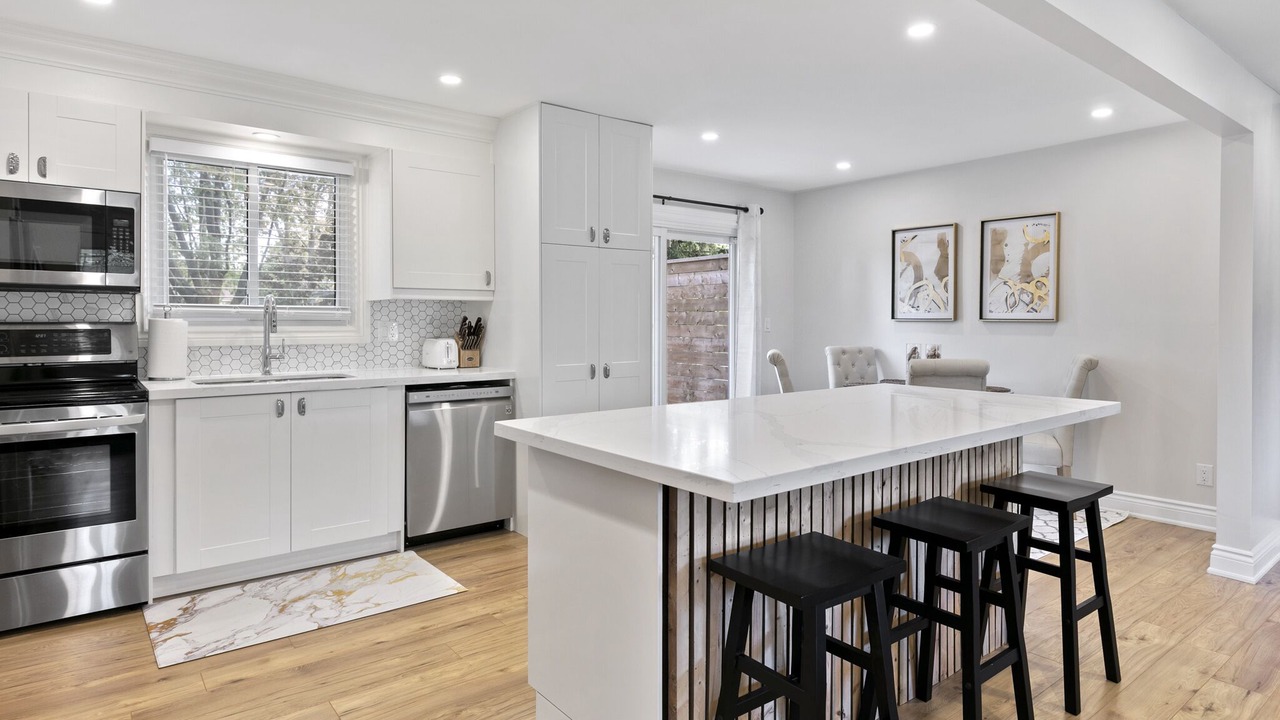 Photo of Kitchen in Boblo Island