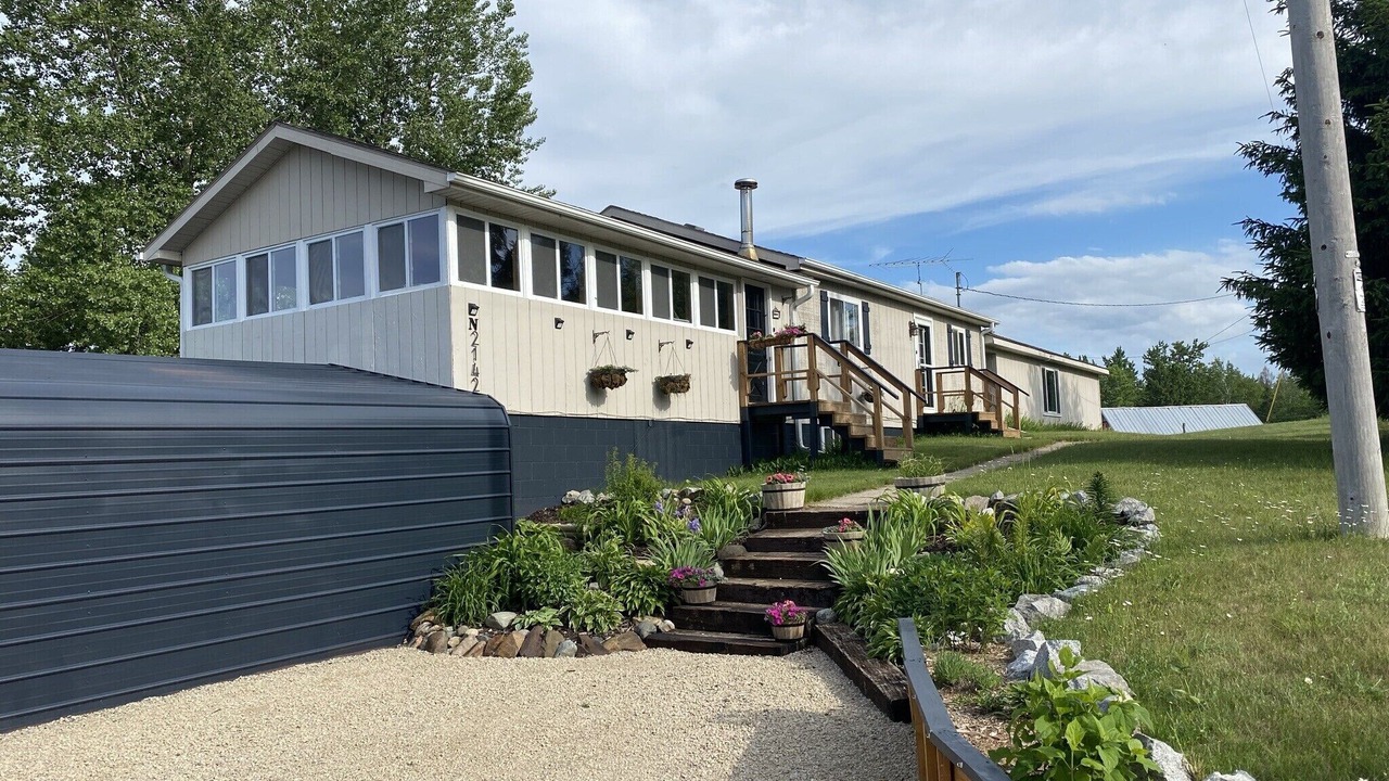 Photo of Outdoor in Loretto