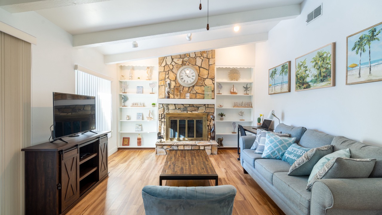 Photo of Livingroom in Gulf Gate Woods