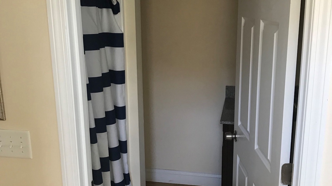 Photo of Bathroom in Ocean Park