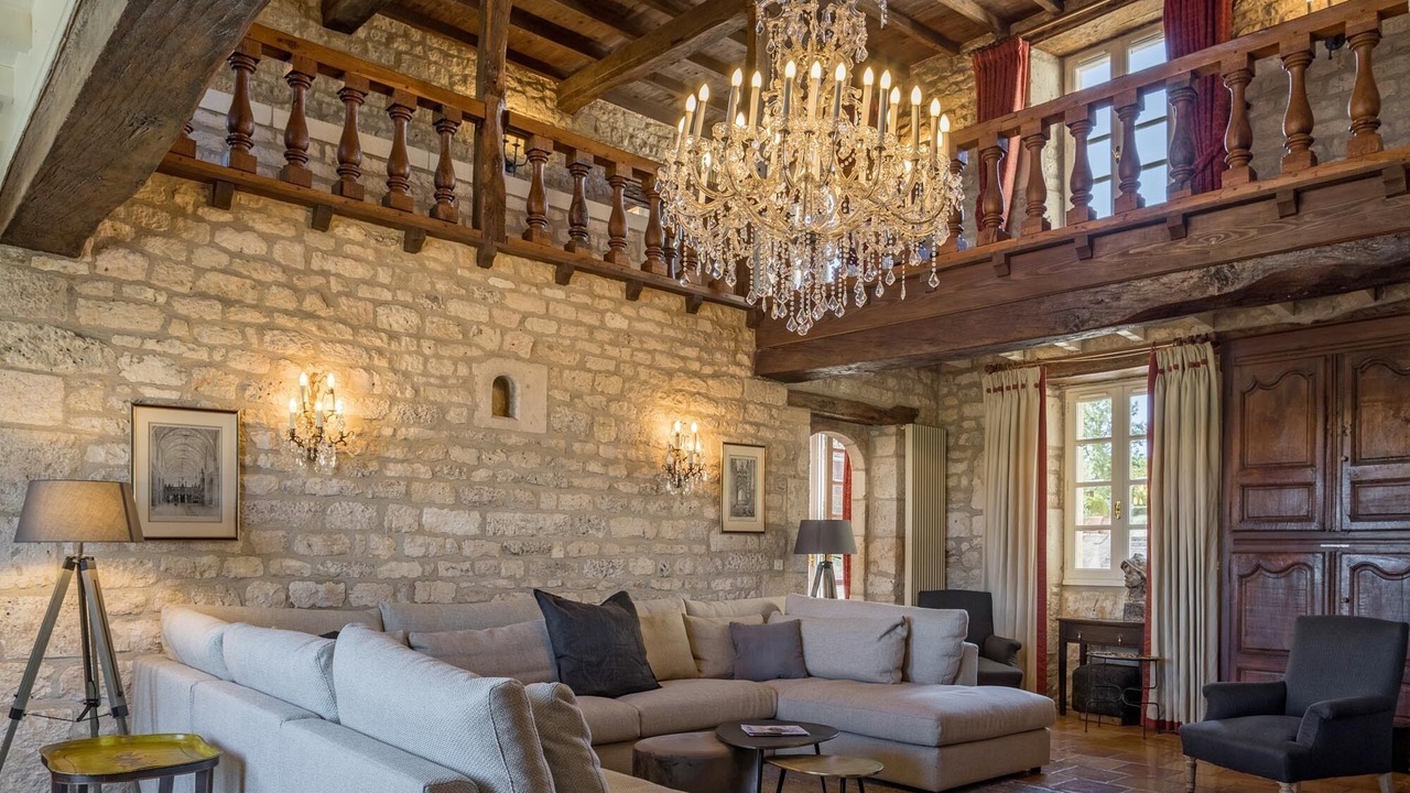 Photo of Livingroom in Mailhoc