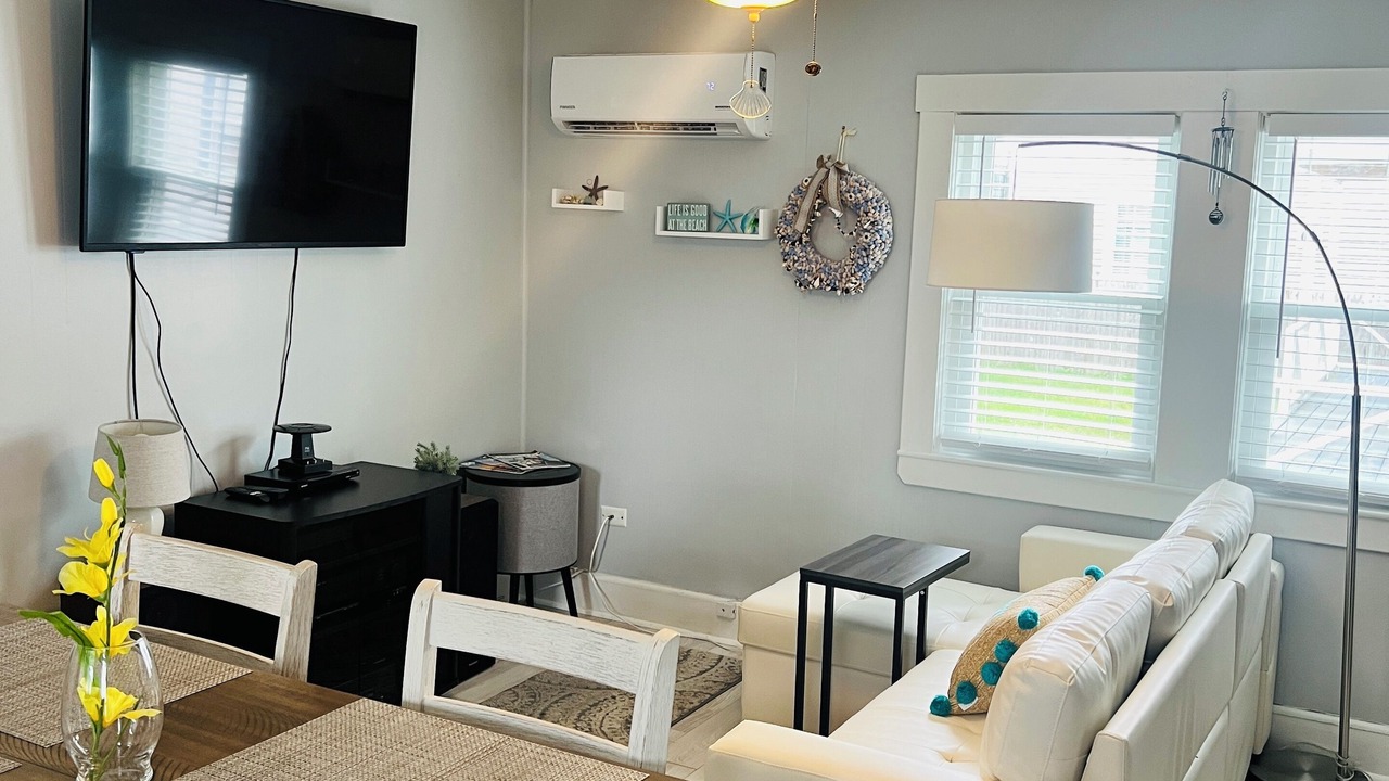 Photo of Livingroom in Hampton