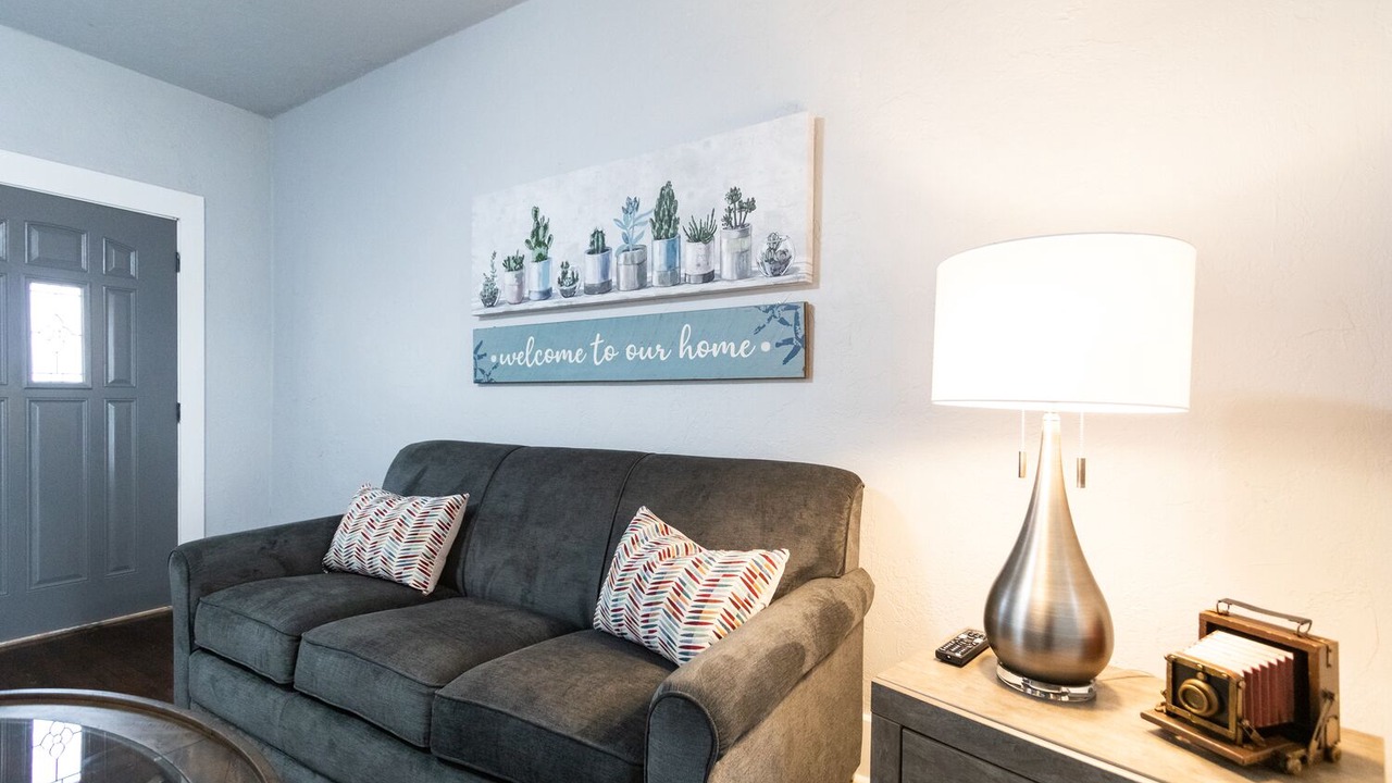 Photo of Livingroom in Edmond