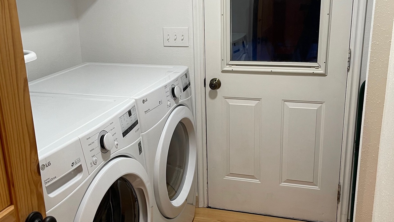 Photo of Others in Swanlake