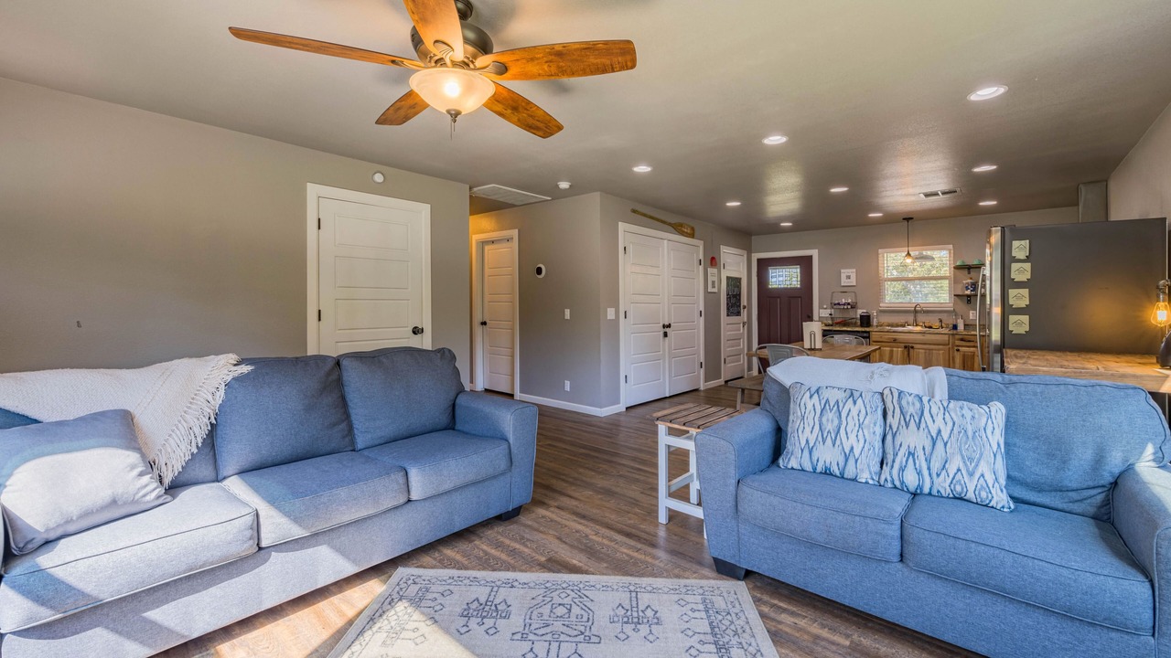 Photo of Livingroom in Hoyt