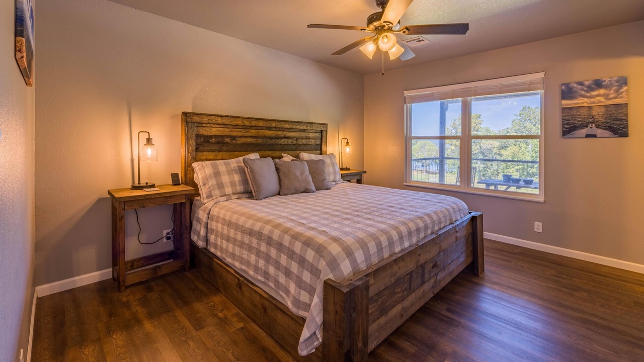 Photo of Bedroom in Hoyt