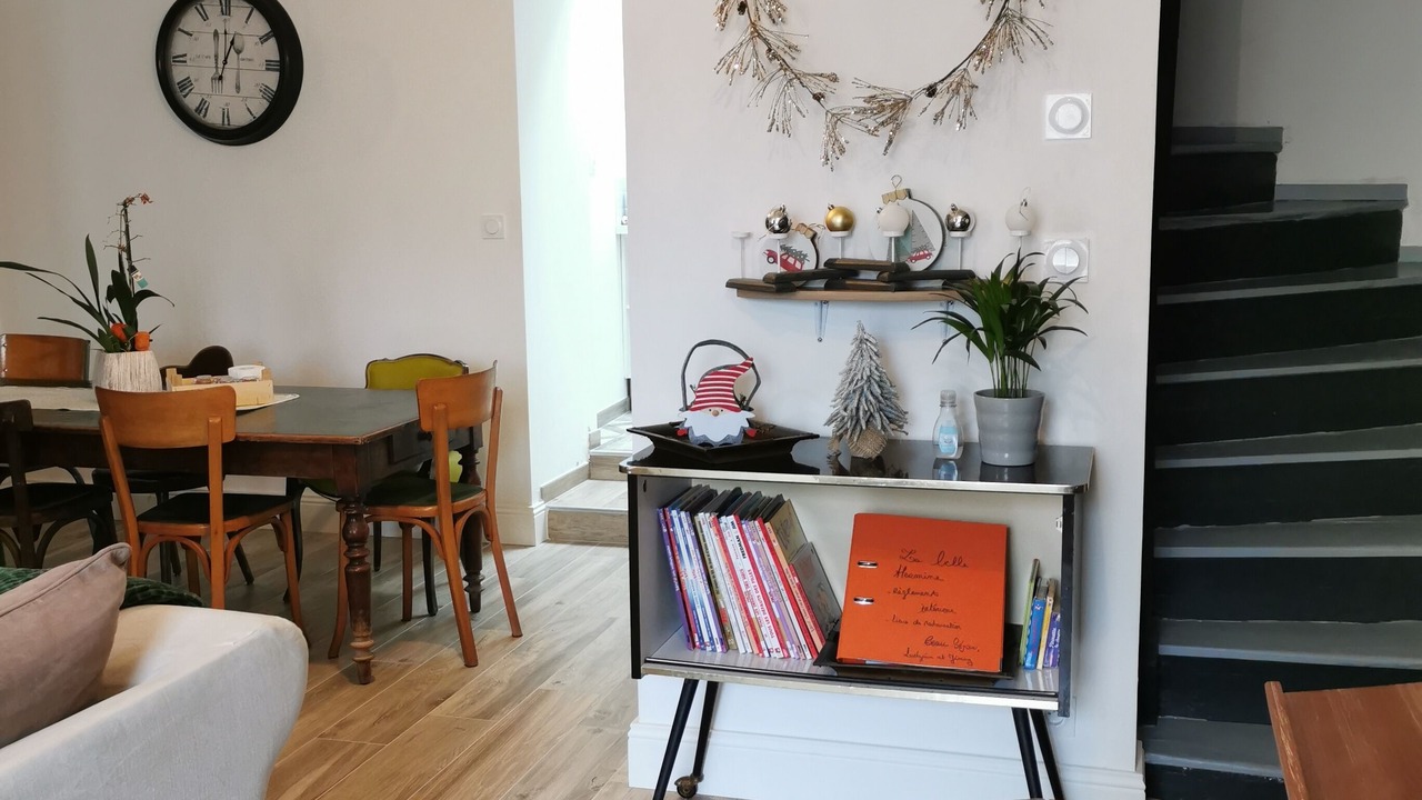 Photo of Others in Athee