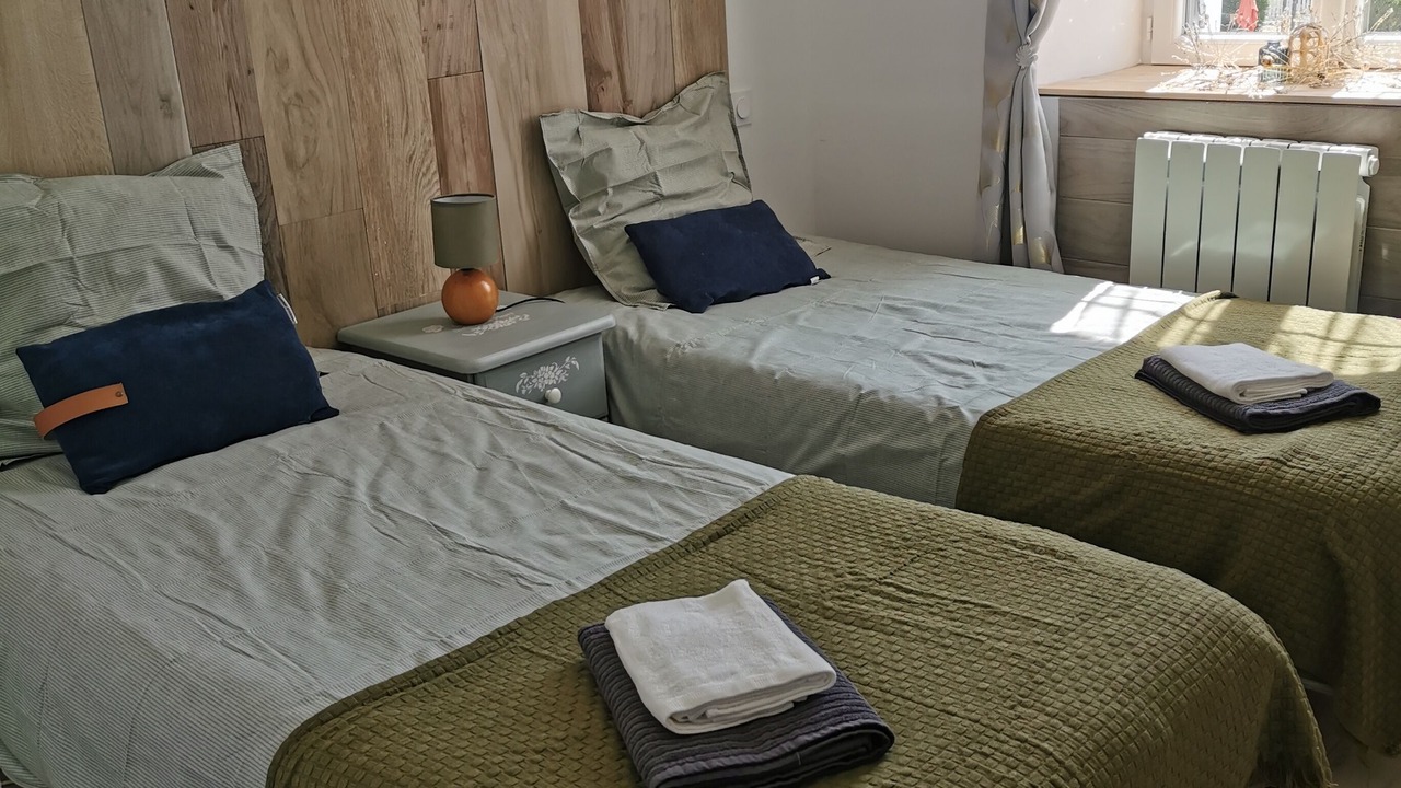 Photo of Bedroom in Athee