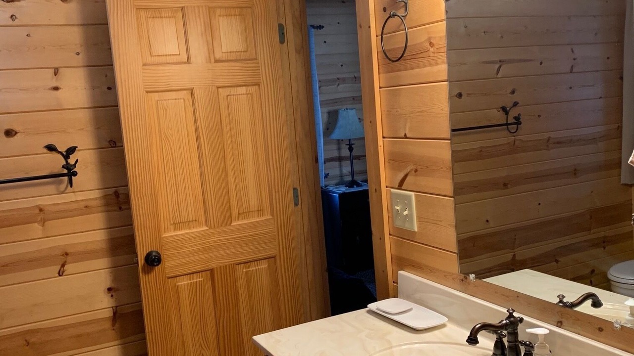 Photo of Bathroom in Young Harris