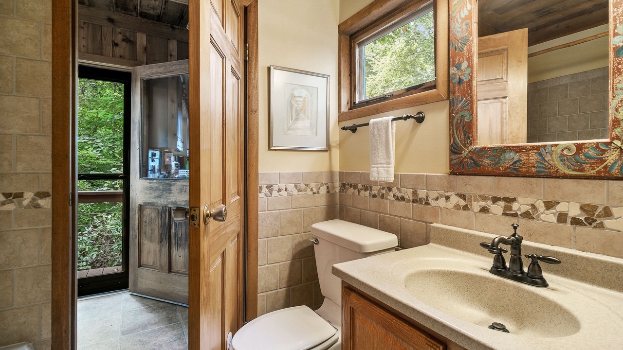 Photo of Bathroom in Smithville