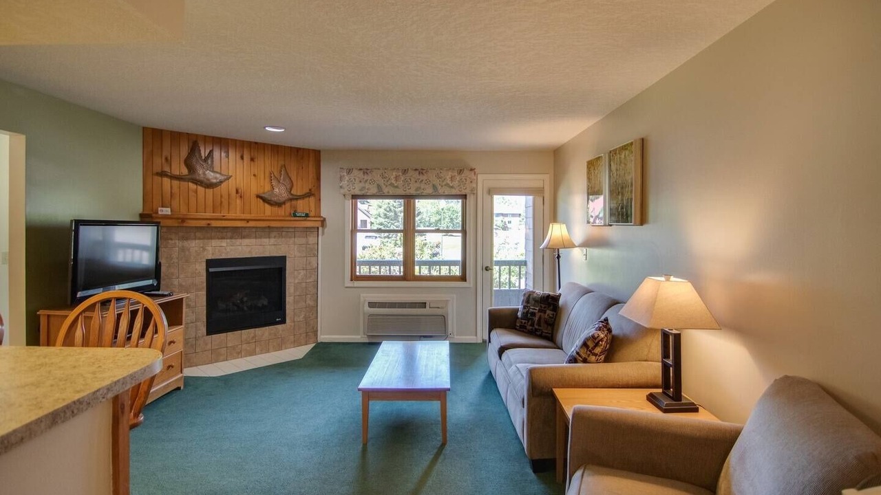 Photo of Livingroom in North Woodstock