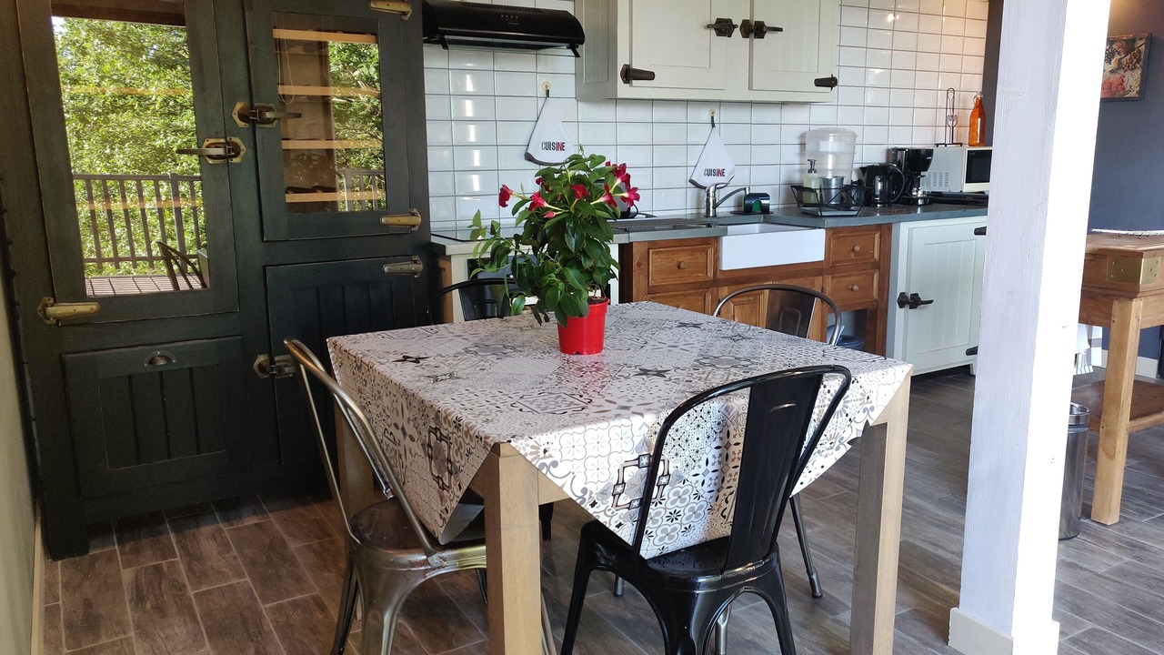 Photo of Others in Damiatte