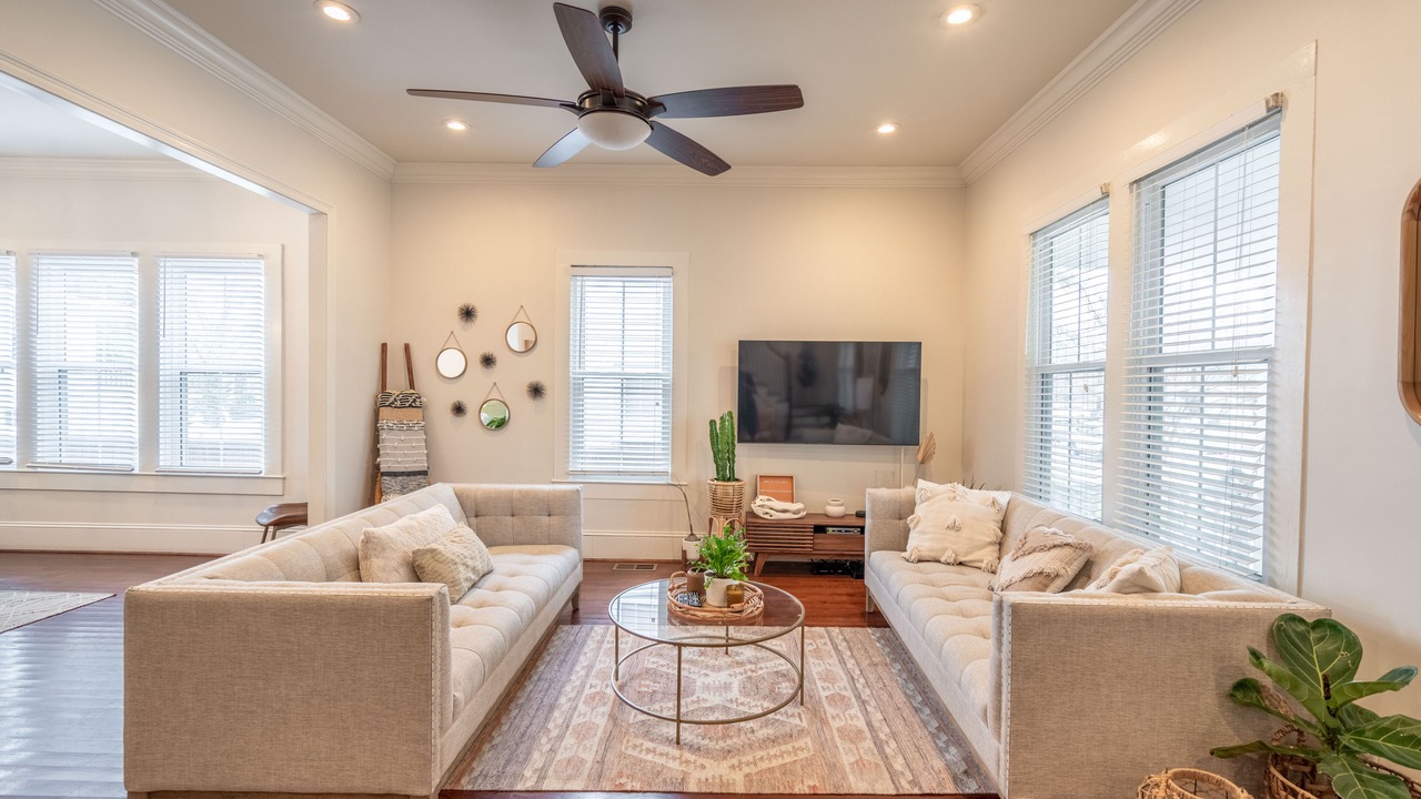 Photo of Bedroom in Downtown