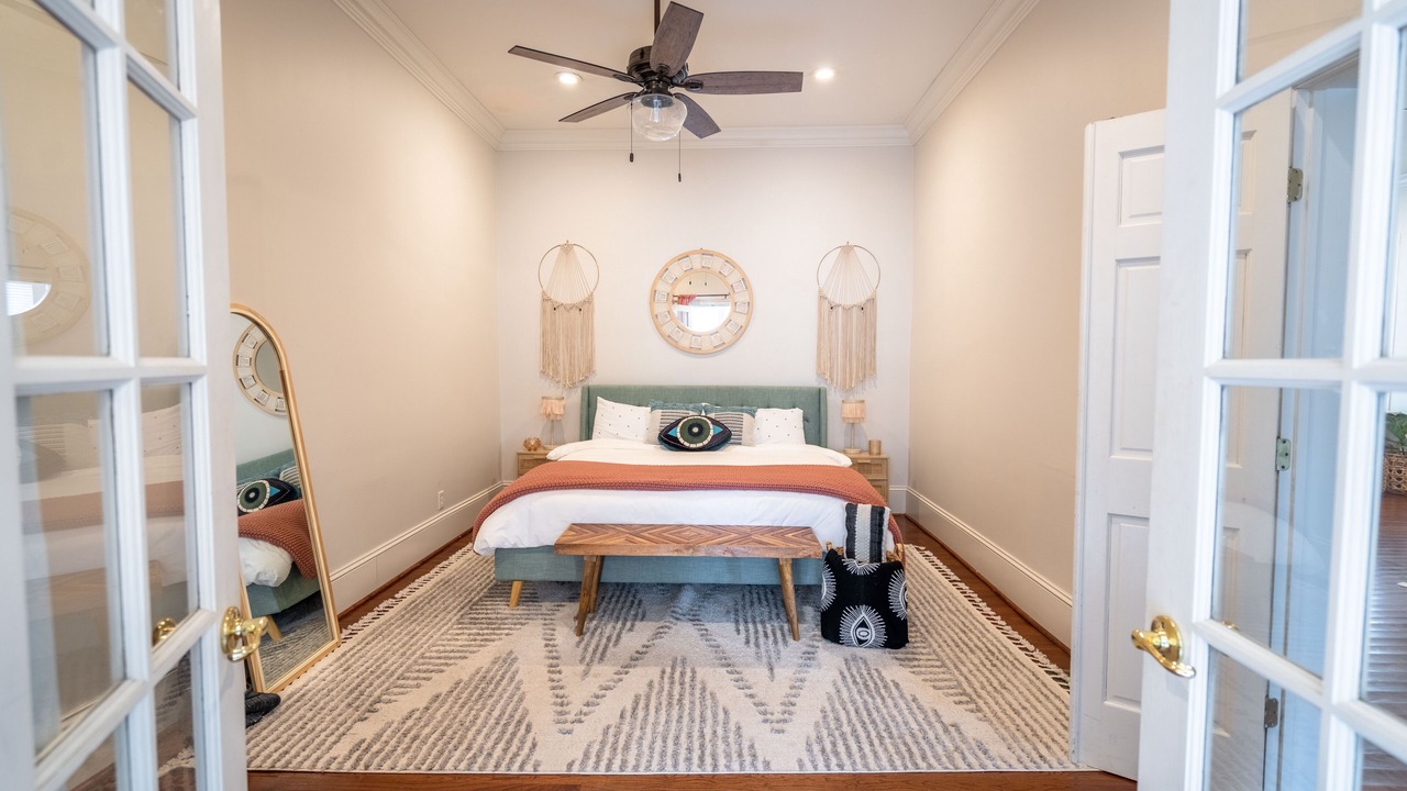 Photo of Bedroom in Downtown