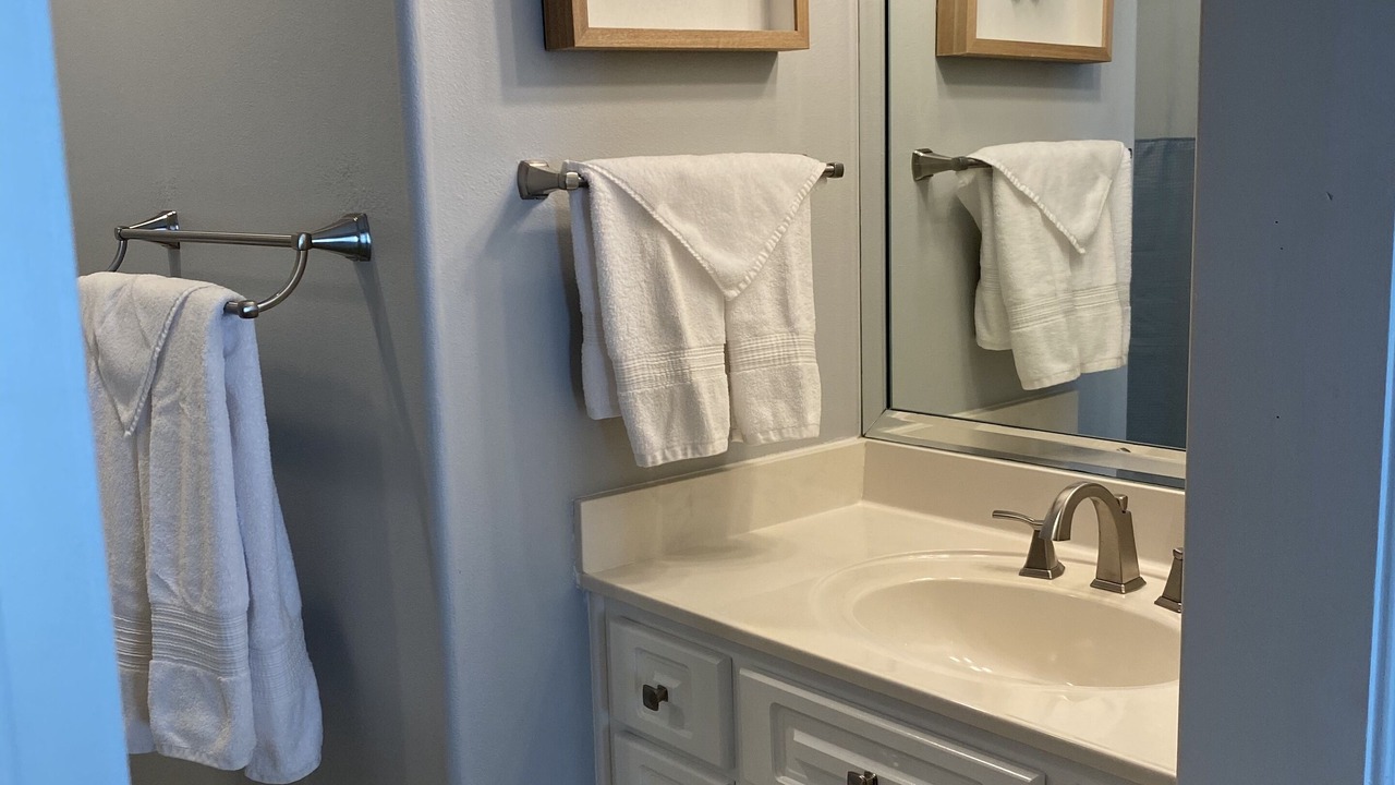 Photo of Bathroom in Gulf Breeze