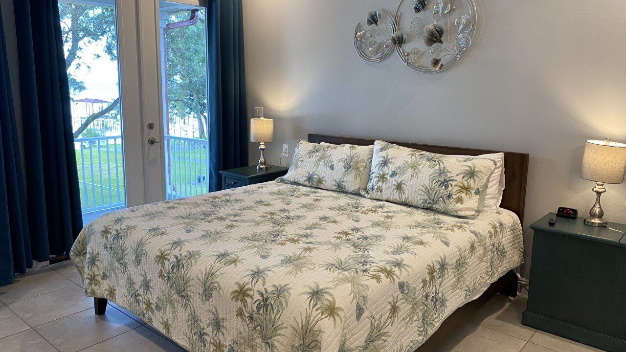 Photo of Others in Gulf Breeze