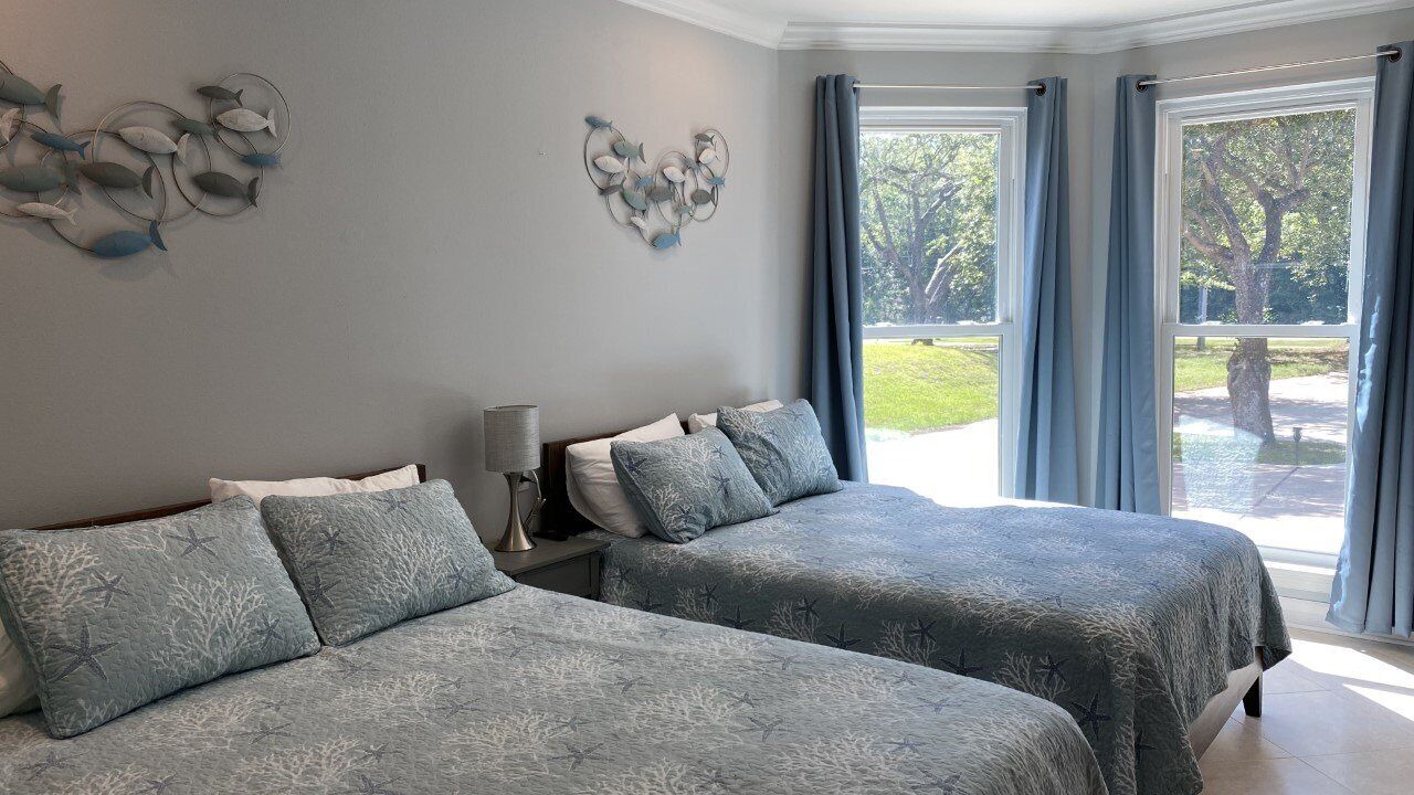 Photo of Others in Gulf Breeze