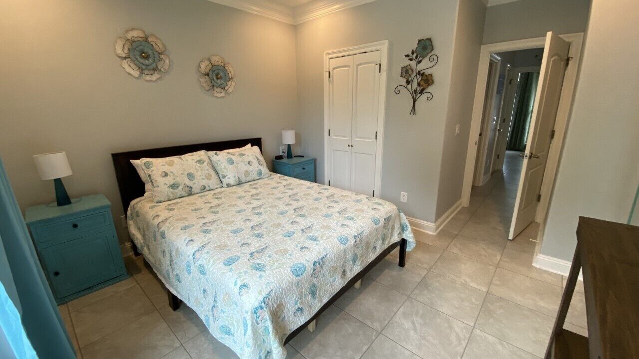 Photo of Others in Gulf Breeze