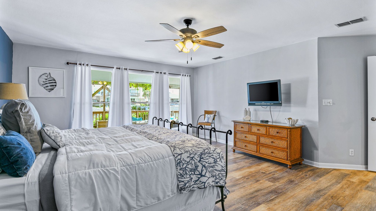 Photo of Bedroom in Rockport