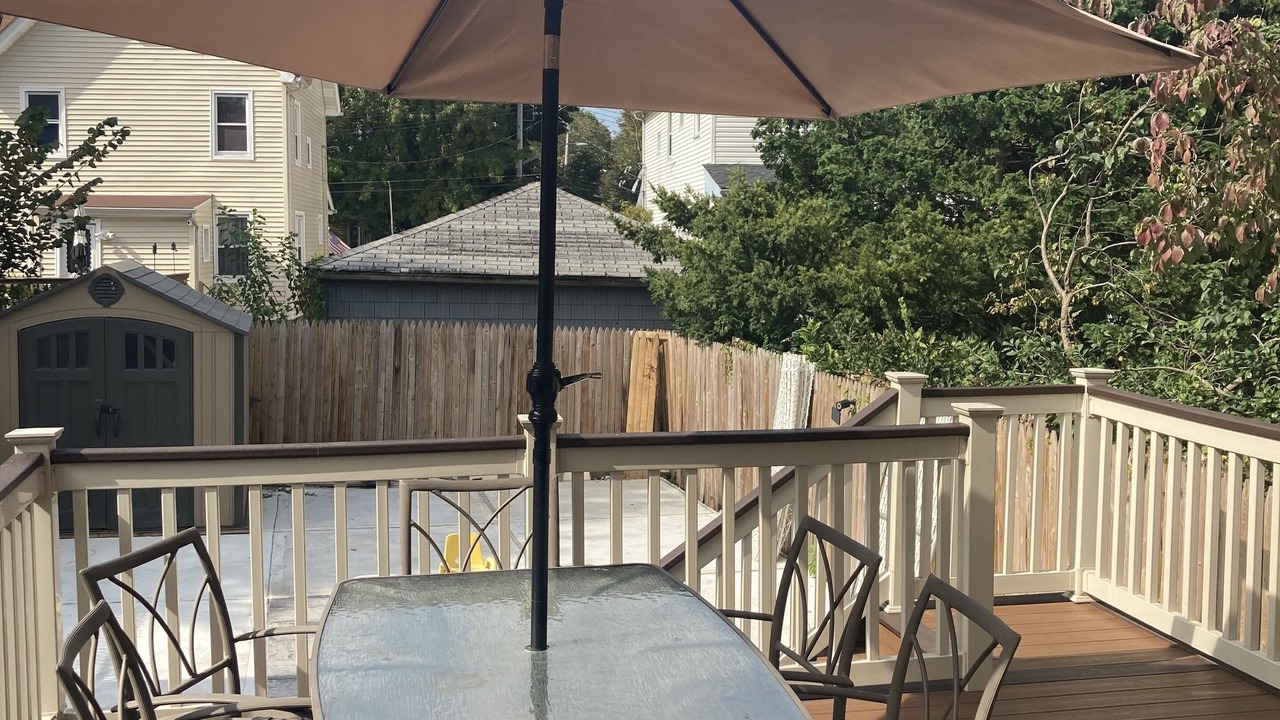 Photo of Outdoor in Port Richmond