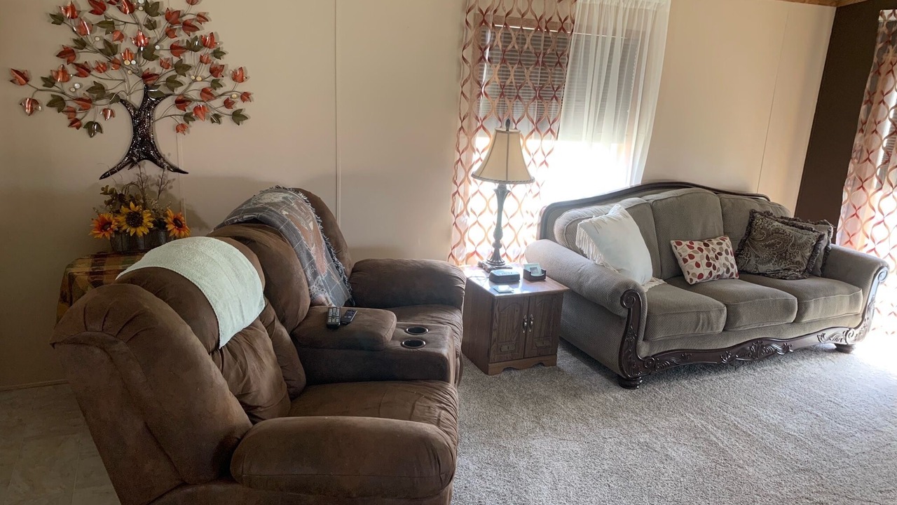 Photo of Livingroom in Pierre