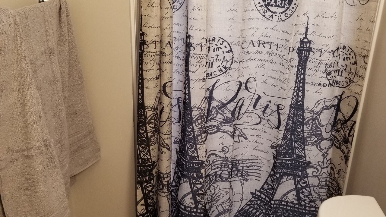 Photo of Bathroom in The Colony