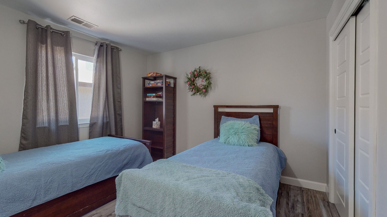 Photo of Bedroom in Northeast Heights