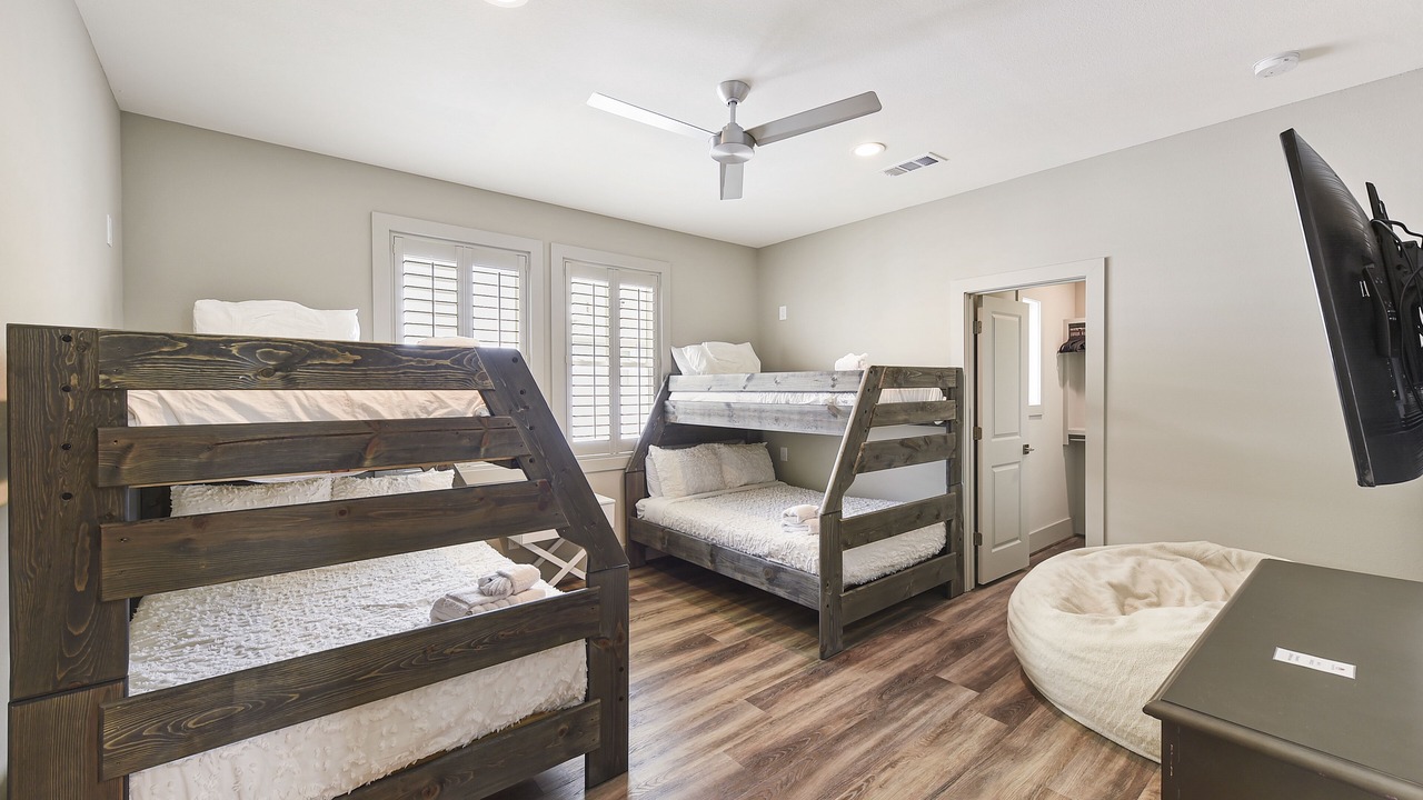 Photo of Bedroom in Red Fish Cove