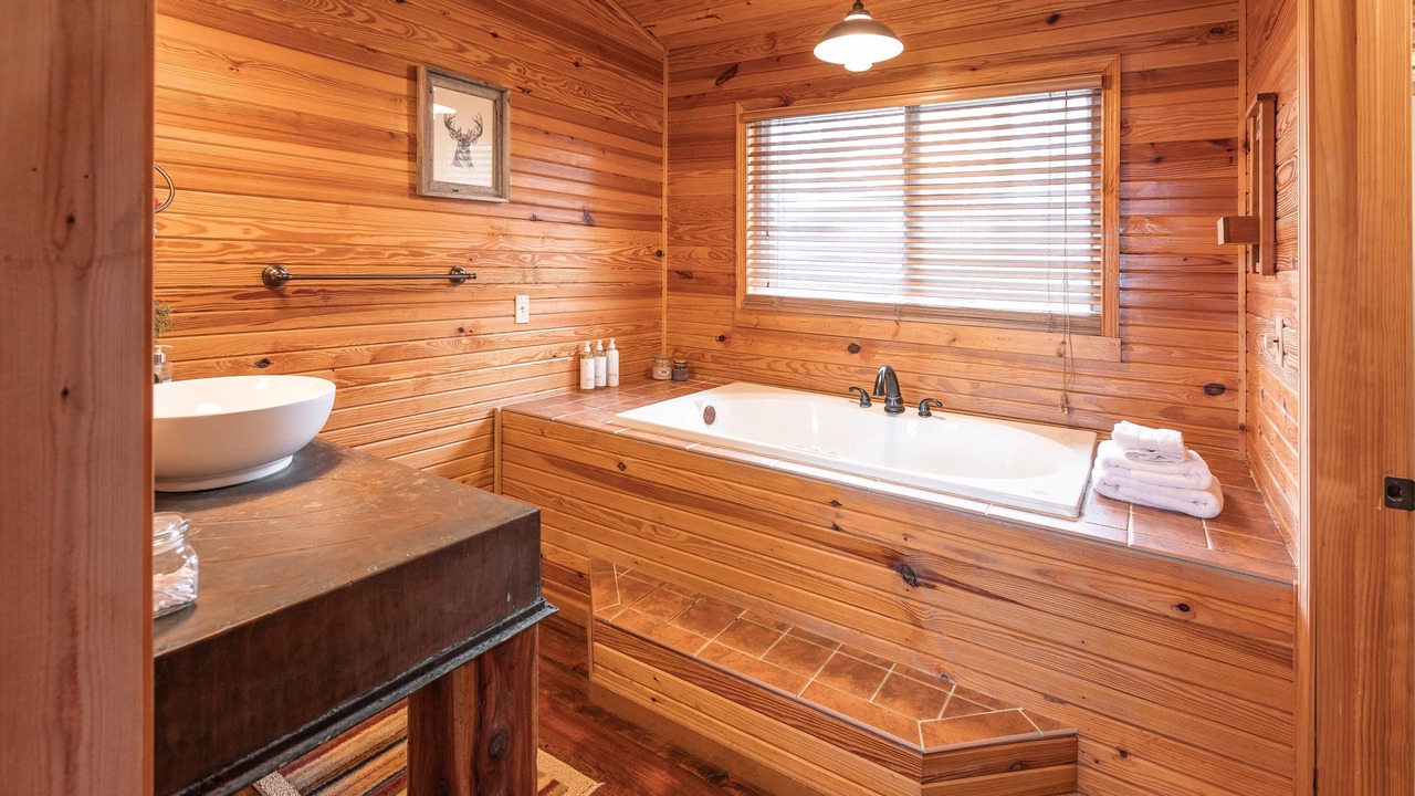 Photo of Bathroom in Steelville