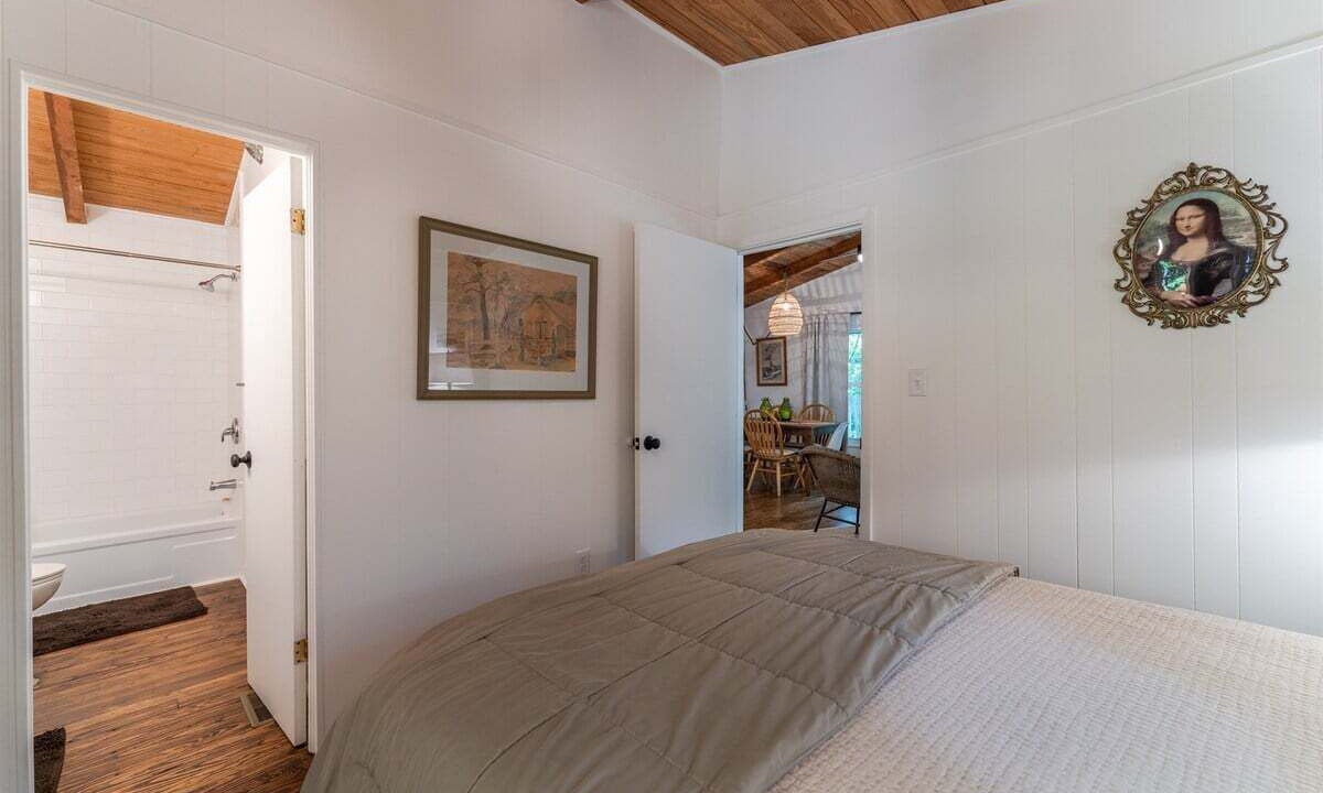 Photo of Bedroom in Cedar Mountain
