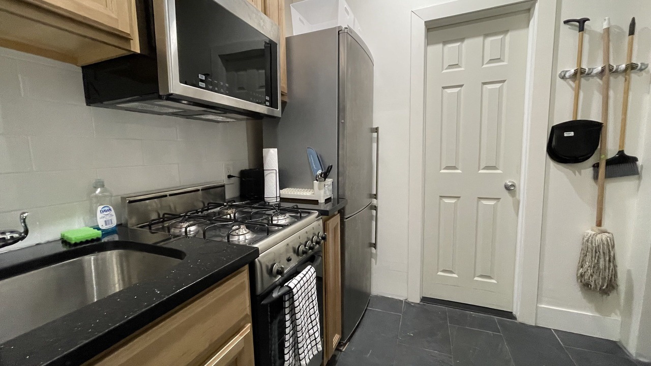 Photo of Kitchen in Cypress Hills