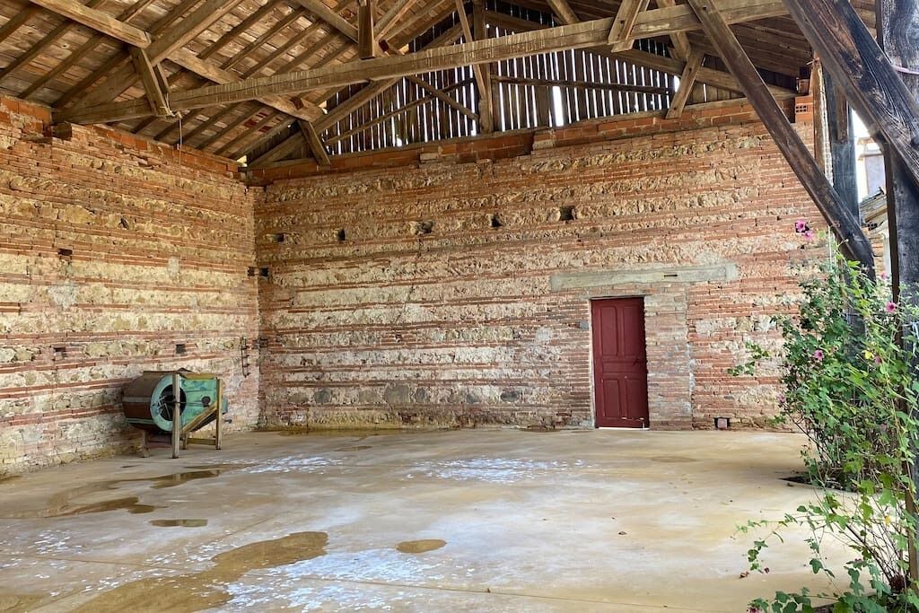 Photo of Others in Montoussin