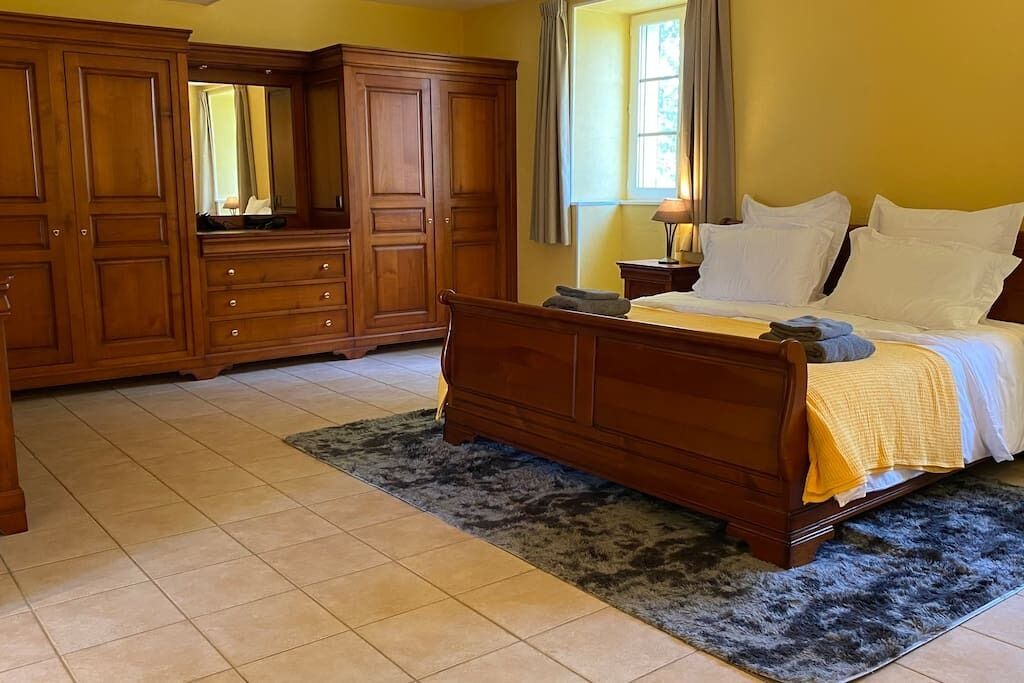 Photo of Others in Montoussin