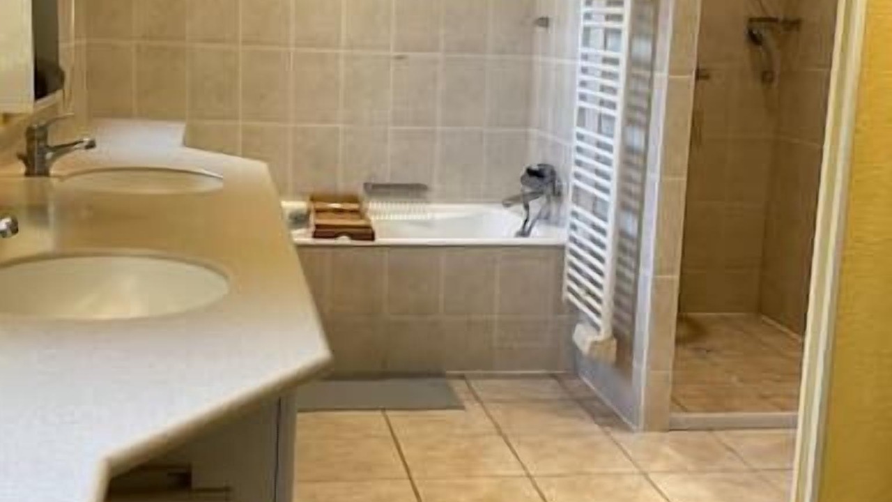 Photo of Others in Montoussin