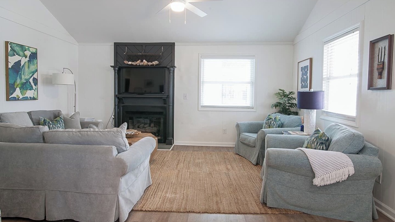 Photo of Livingroom in Ocean Isle Beach