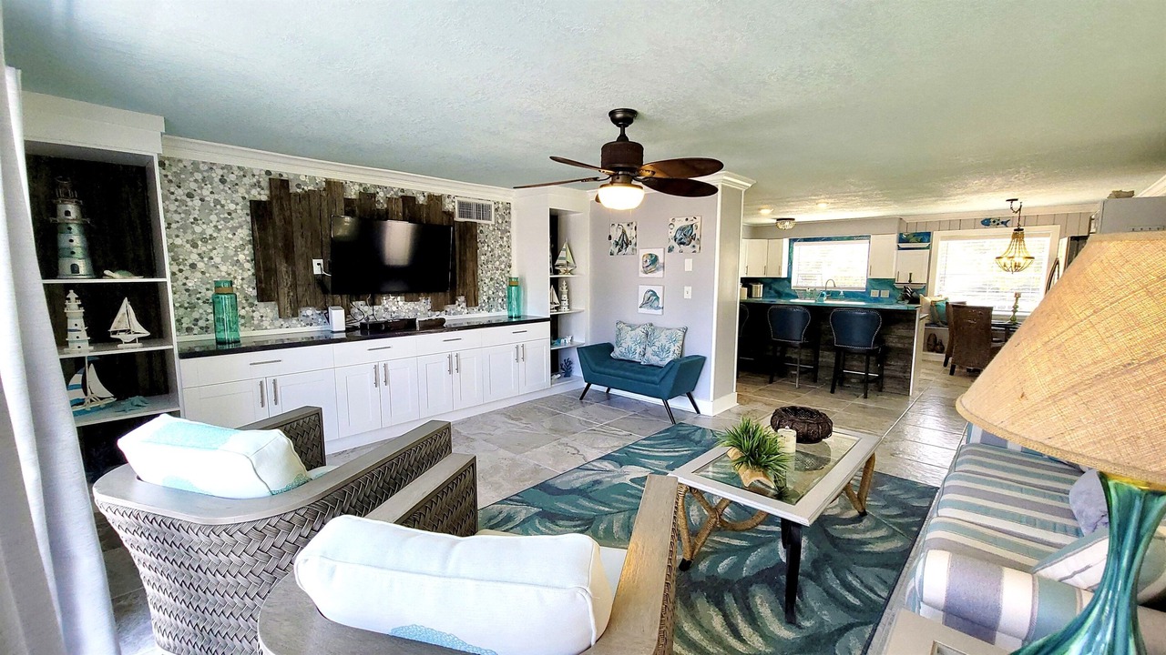 Photo of Livingroom in Layton