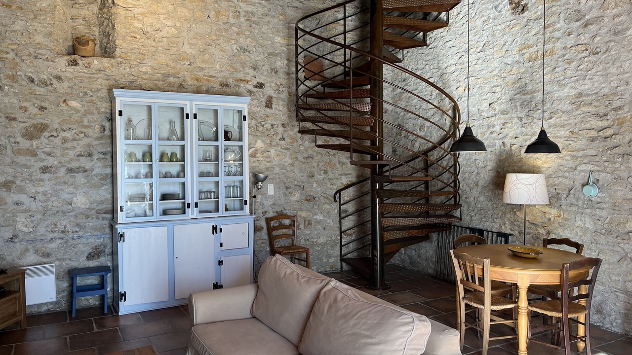 Photo of Livingroom in Cenne-Monestias