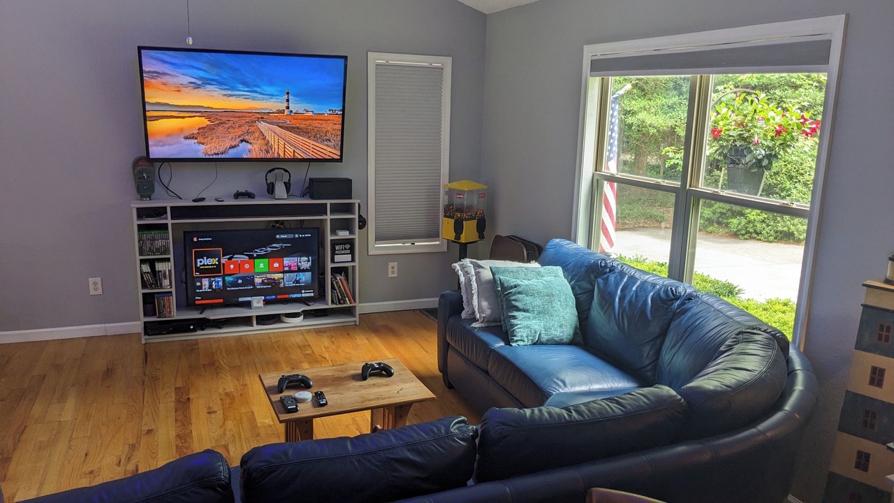 Photo of Livingroom in Point Harbor