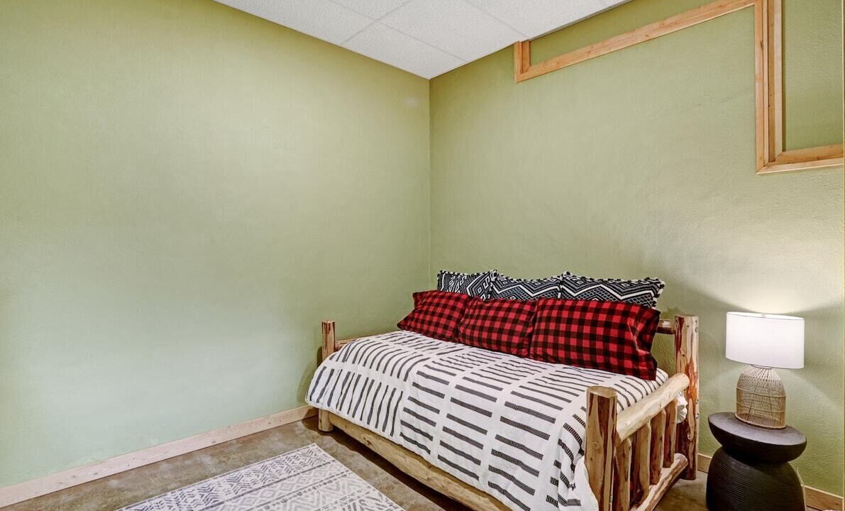 Photo of Bedroom in Young Harris