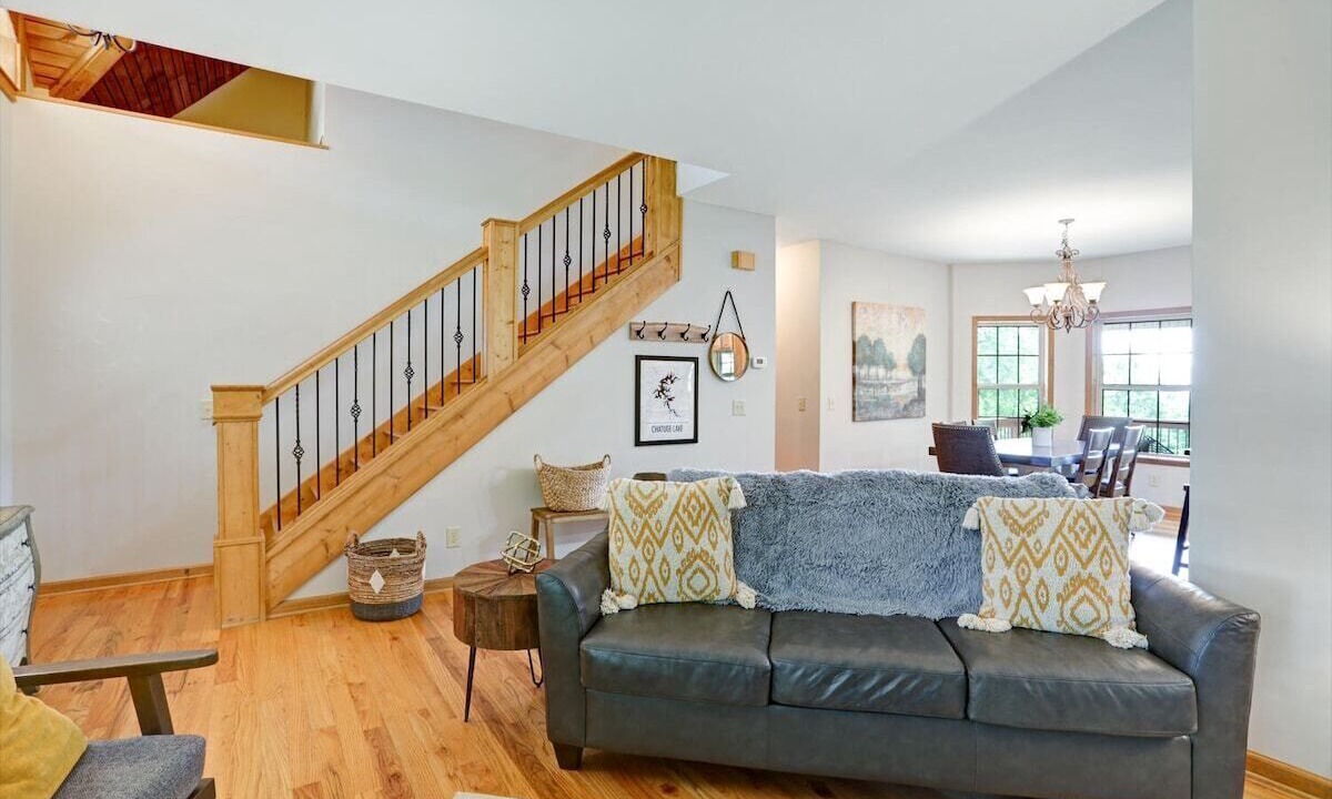 Photo of Livingroom in Young Harris